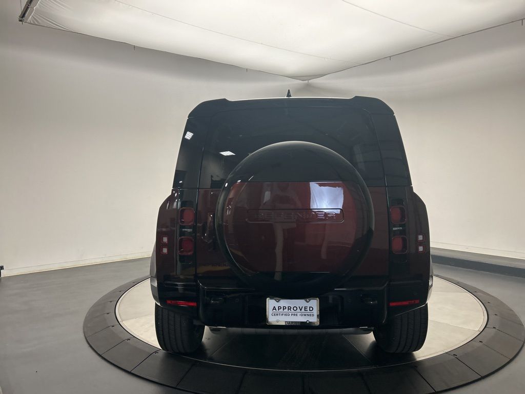 Thumbnail: 2025 Land Rover Defender - 4