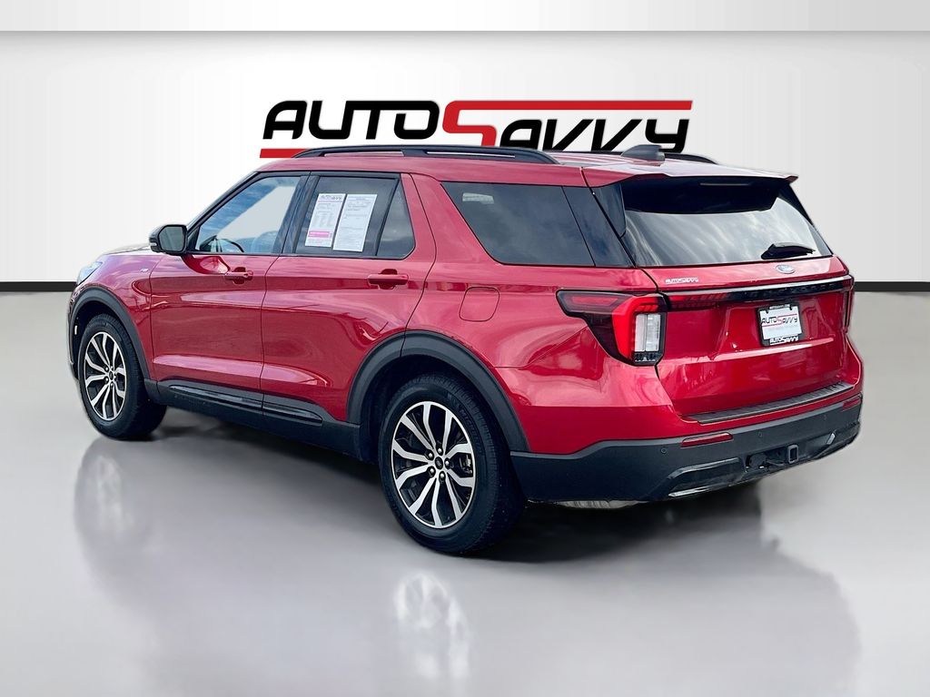 2025 Ford Explorer ST-Line - 4