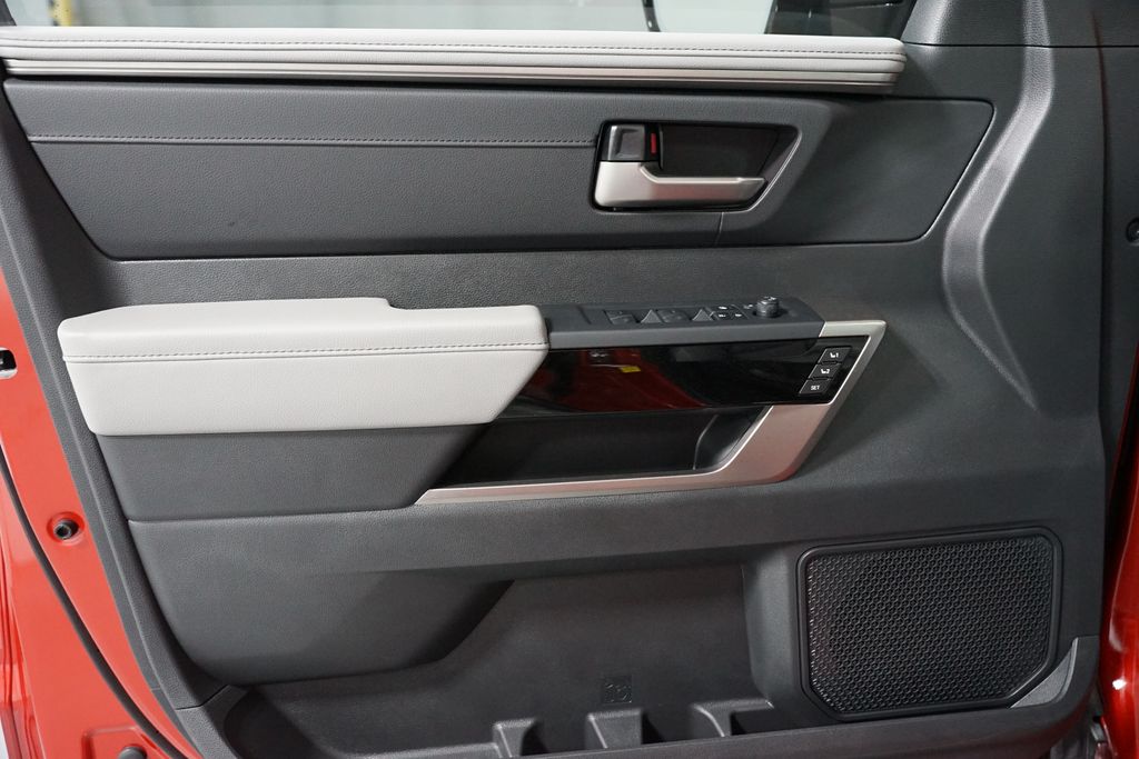 Thumbnail: 2026 Toyota Tundra - 31