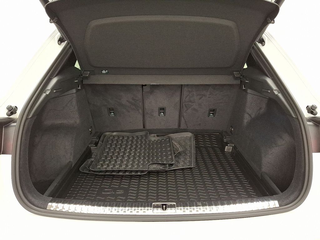 2024 Audi Q3 Premium 27