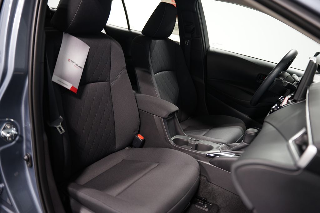 2025 Toyota Corolla LE 25