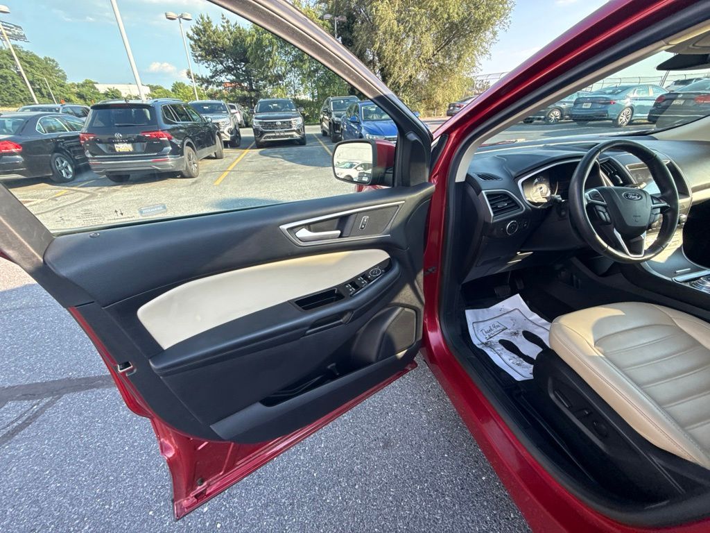 2020 Ford Edge SEL Red at Grove City Ford