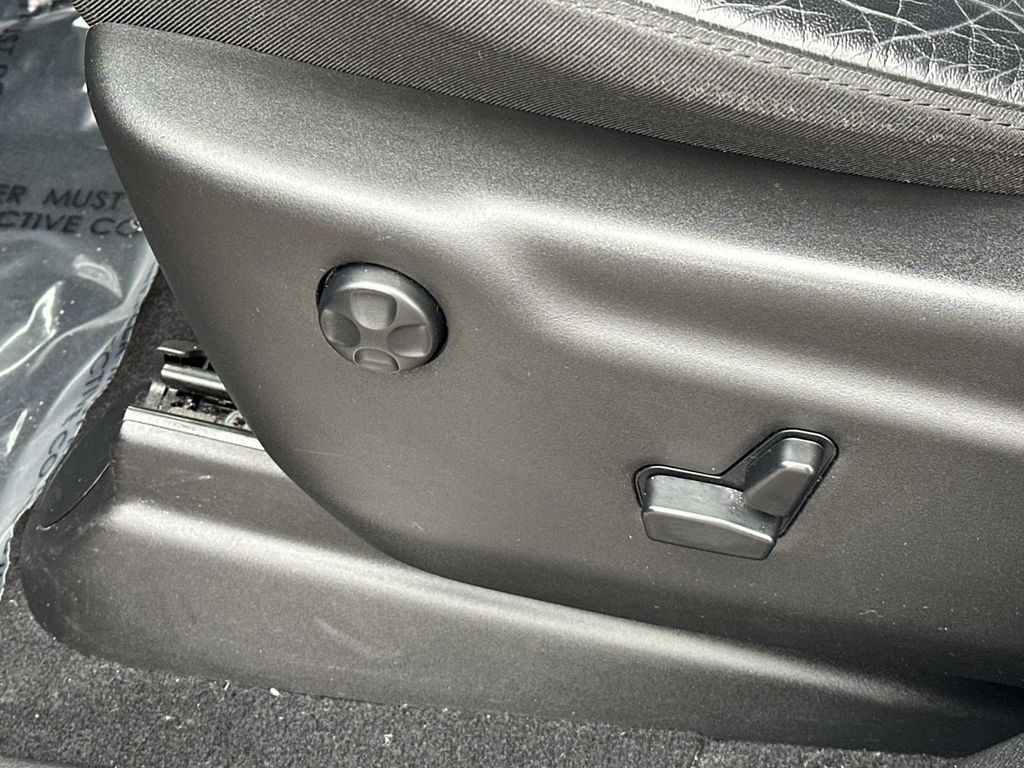 Thumbnail: 2019 Jeep Grand Cherokee - 29