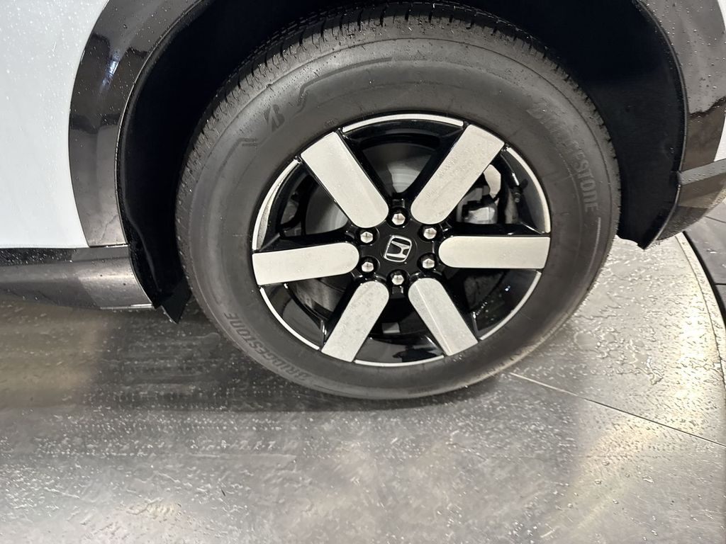 new 2026 Honda Prologue car, priced at $55,995