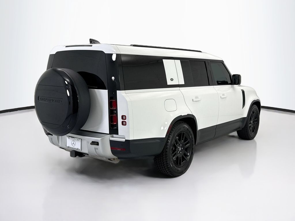 Thumbnail: 2024 Land Rover Defender - 5