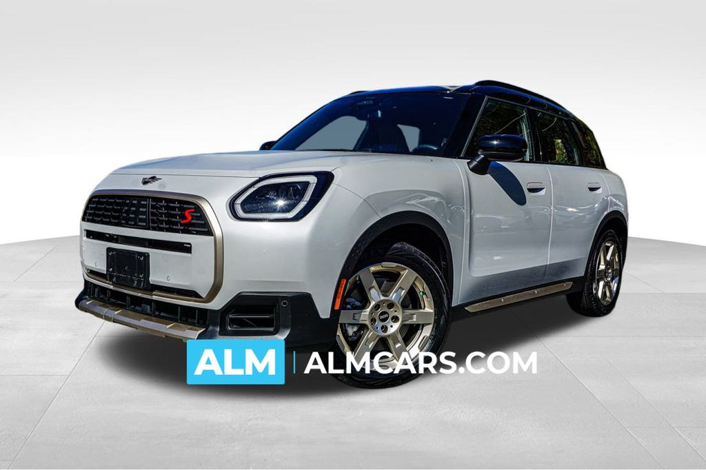 2025 MINI Countryman S's photo