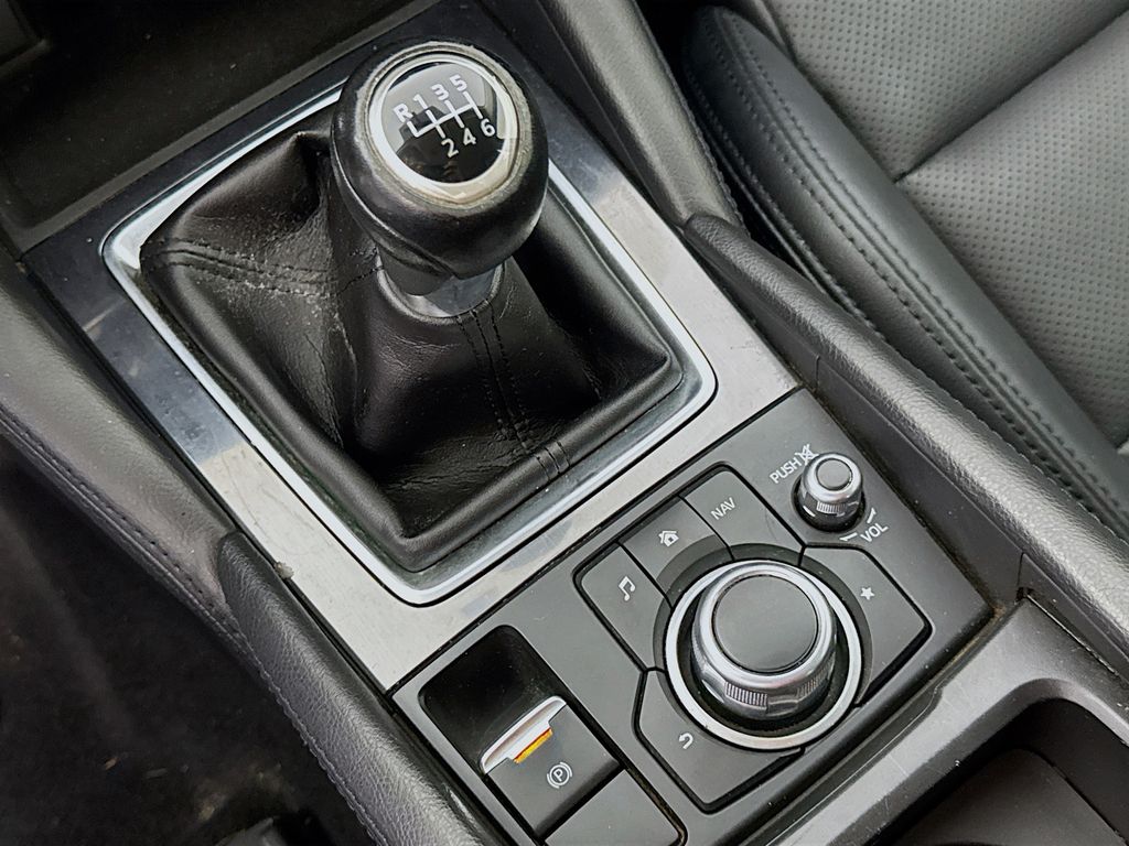 2016 Mazda Mazda6 i Touring photo