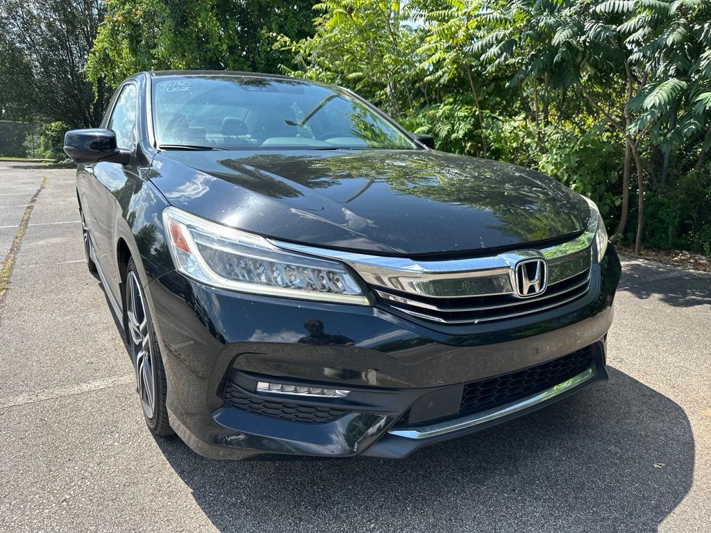 Crystal Black Pearl 2017 Honda Accord Sedan  6-Speed Automatic