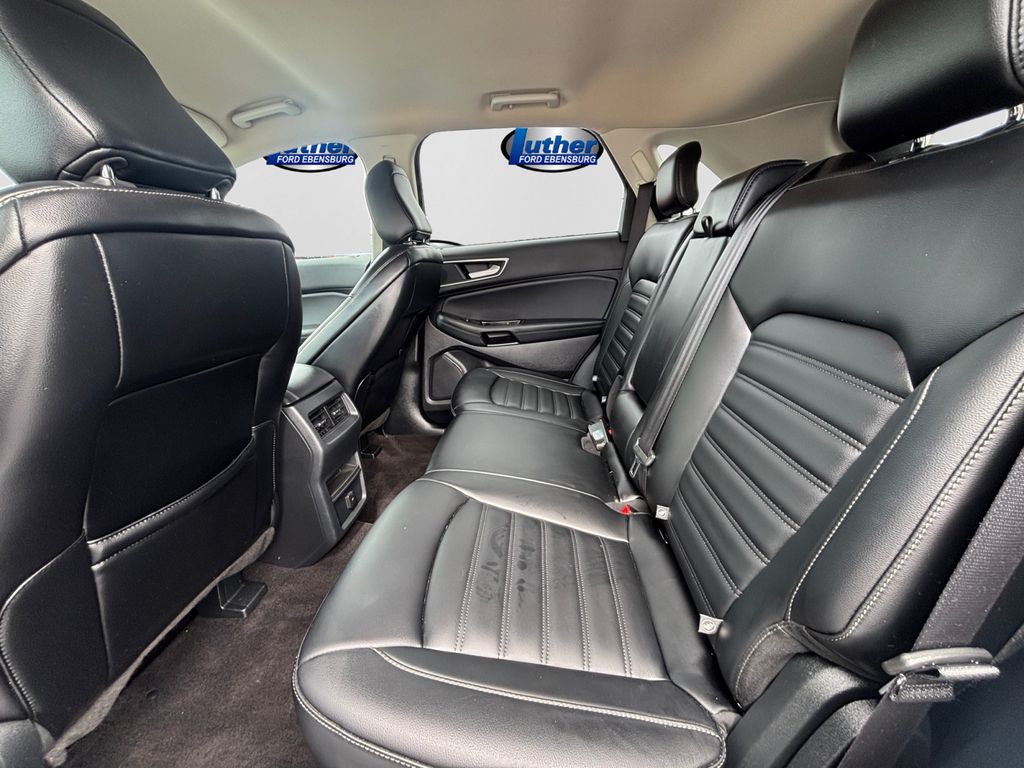 2020 Ford Edge SEL - 10