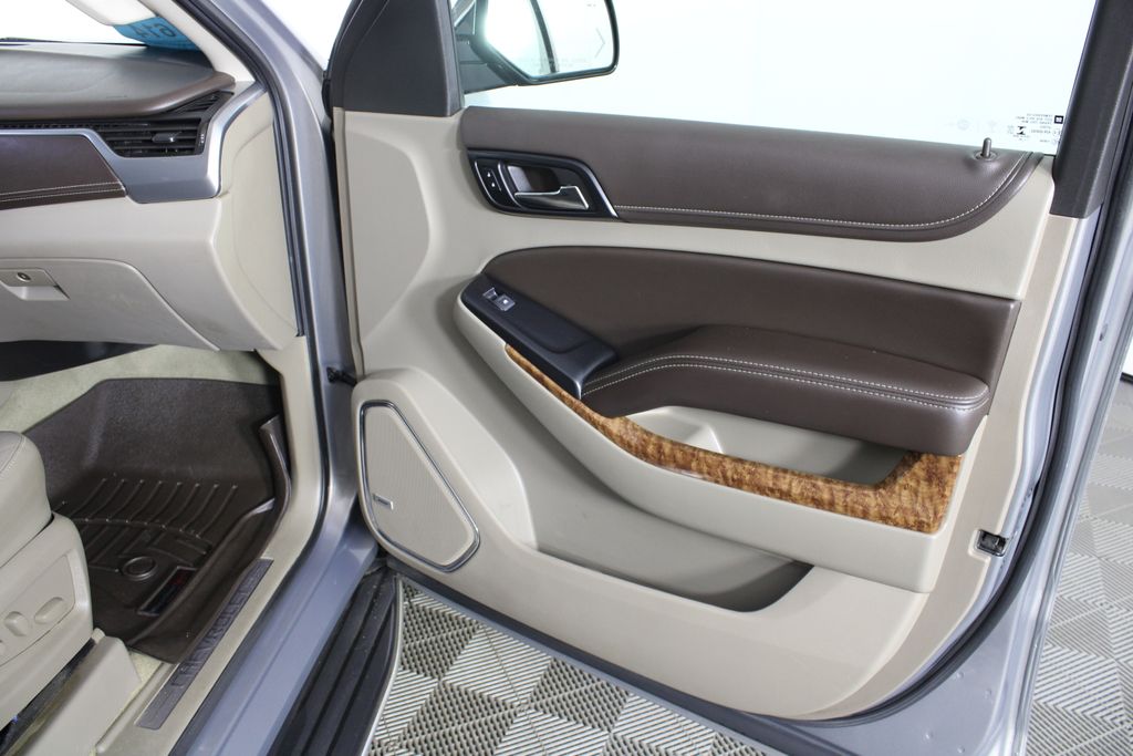 Used 2018 Chevrolet Suburban for sale in 