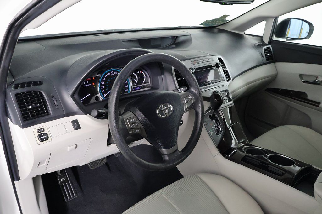 Thumbnail: 2011 Toyota Venza - 7