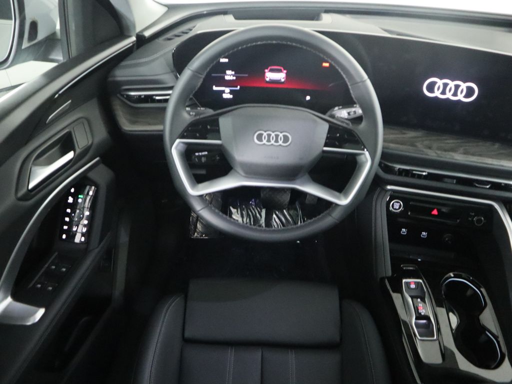 Thumbnail: 2025 Audi Q5 - 11