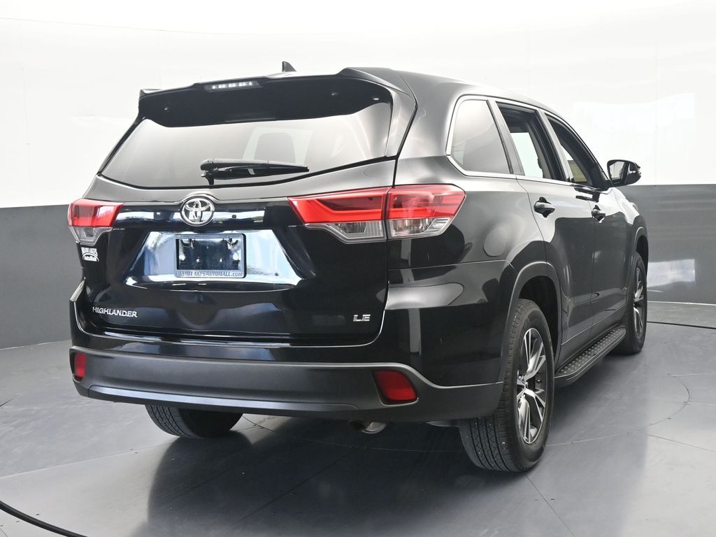 Used 2019 Midnight Black Metallic Toyota LE Plus image 4