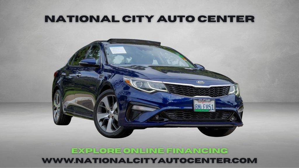 2019 Kia Optima S's photo