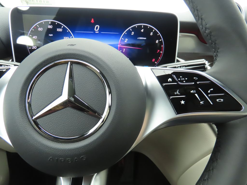 Thumbnail: 2026 Mercedes-Benz GLC - 13