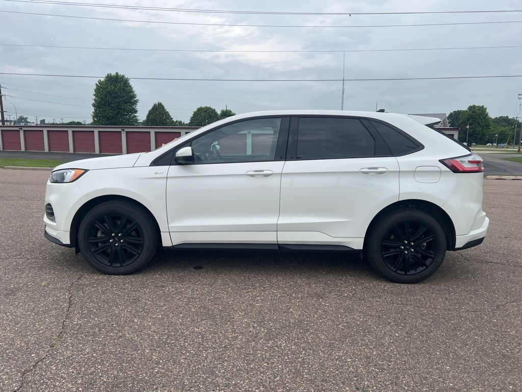2022 Ford Edge