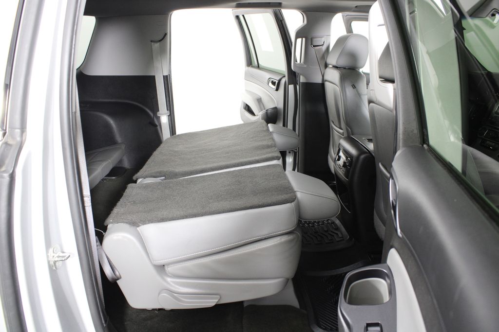 Used 2015 Chevrolet Suburban for sale in 