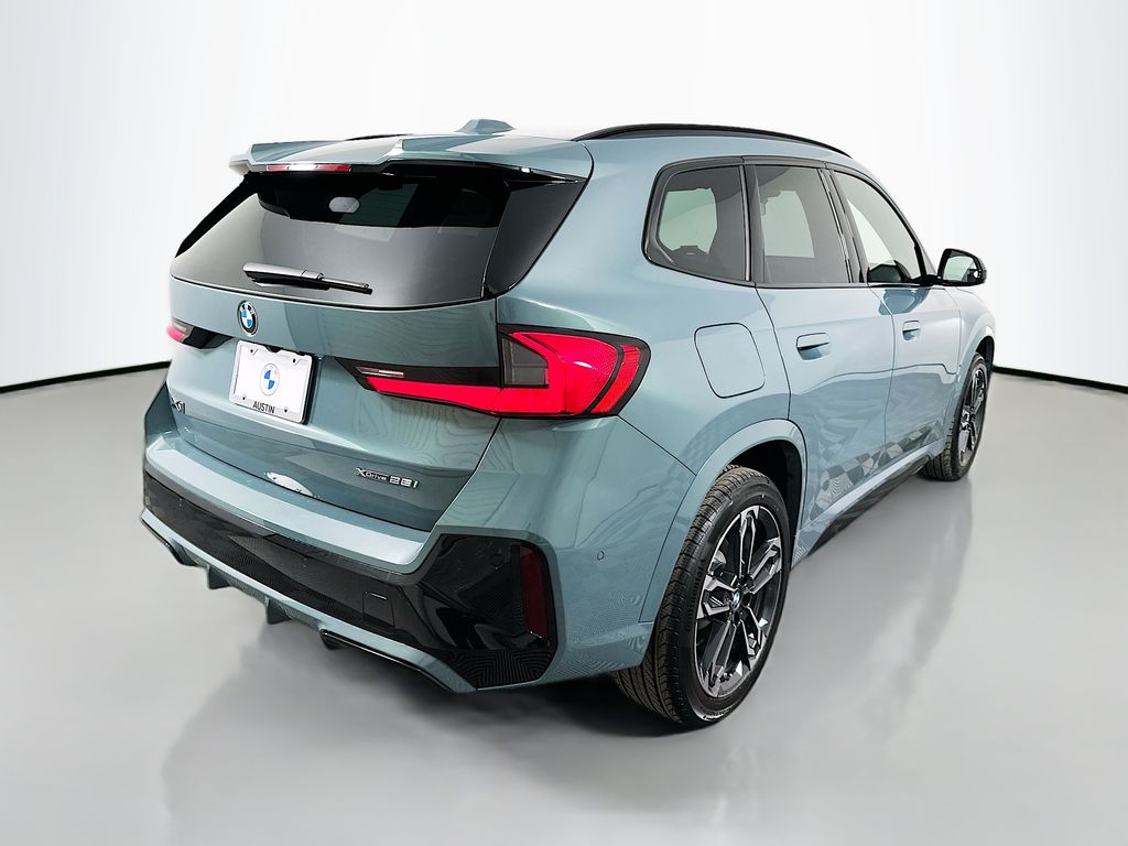 Thumbnail: 2026 BMW X1 - 5