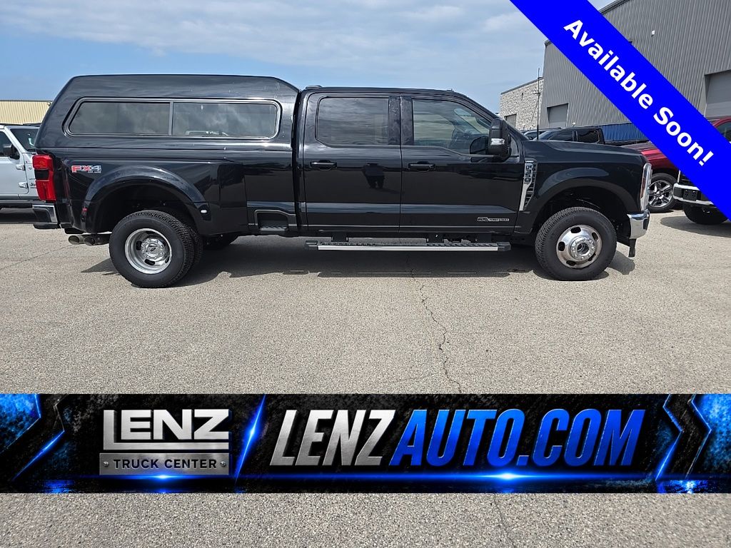 2024 Ford F-350 Super Duty Lariat Crew Cab LB DRW 4WD