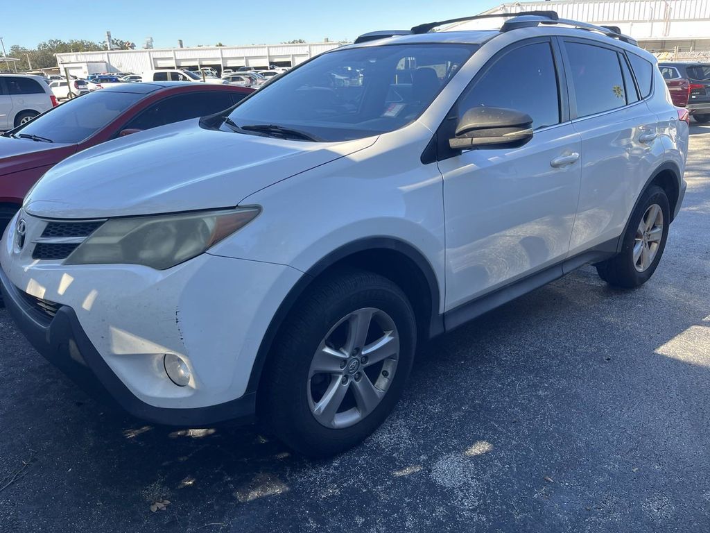 2013 Toyota RAV4 XLE 5