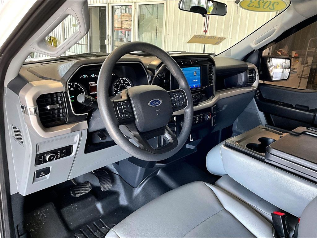 2023 Ford F-150 — photo 8