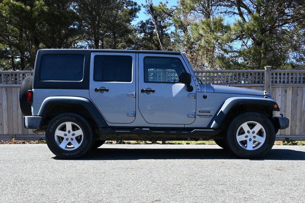 2015 Jeep Wrangler Unlimited Sport 6