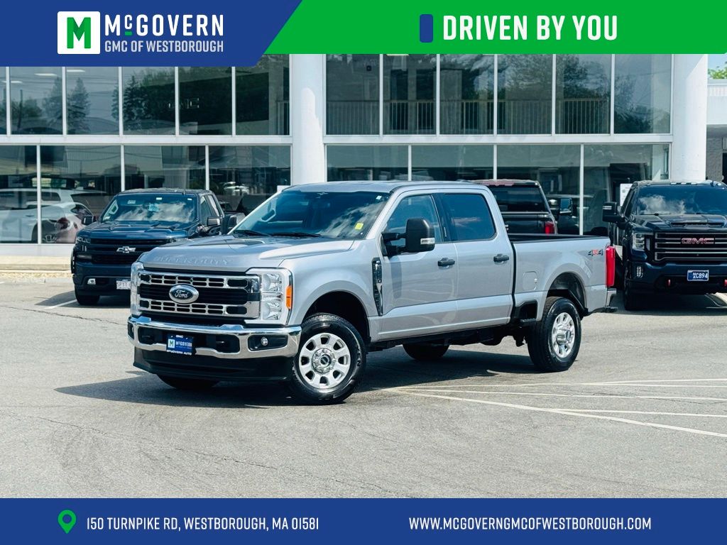 Gray 2023 Ford F-250 Super Duty Pickup Truck Four-Wheel Drive Automatic