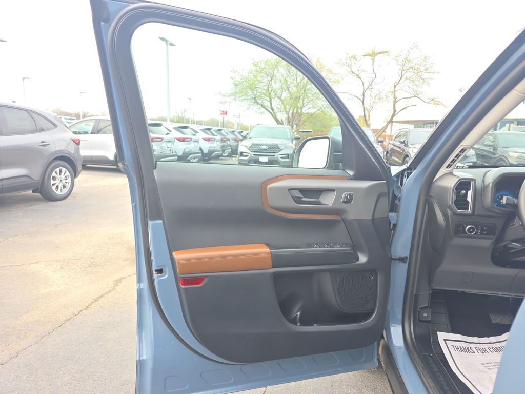 Certified Used 2025 Gray Ford Outer Banks image 16