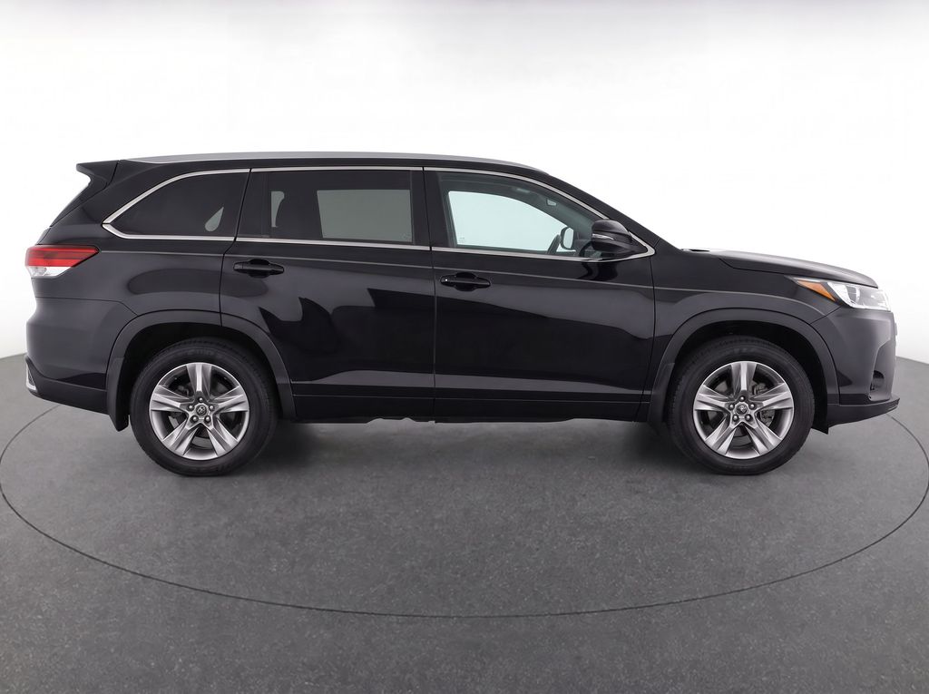 2019 Toyota Highlander Limited Black at Subaru and VW of Moon Township