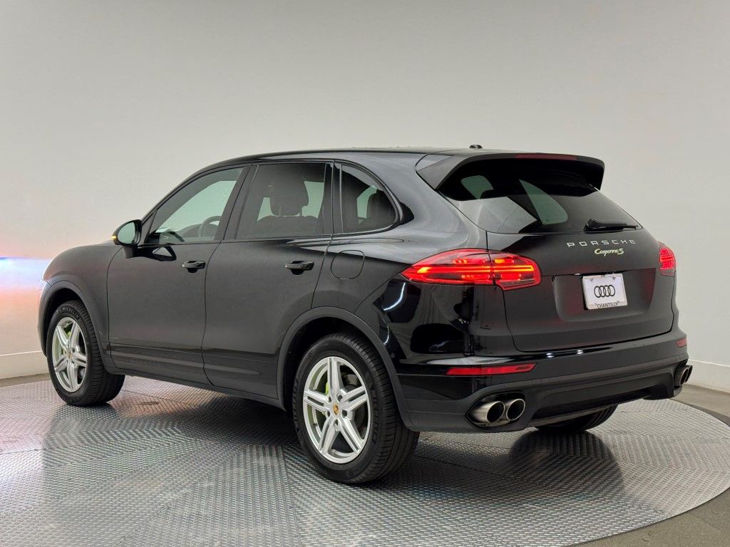 2016 Porsche Cayenne S E-Hybrid 8
