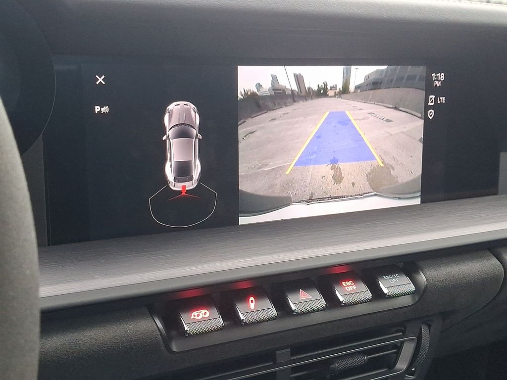 Thumbnail: 2022 Porsche 911 - 16