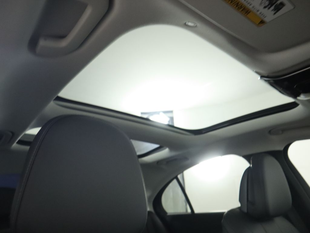 Thumbnail: 2026 Mercedes-Benz E-Class - 20