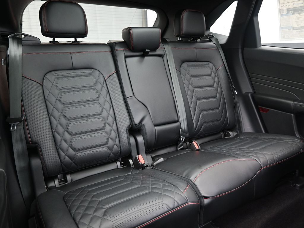 2024 Ford Escape ST-Line Elite