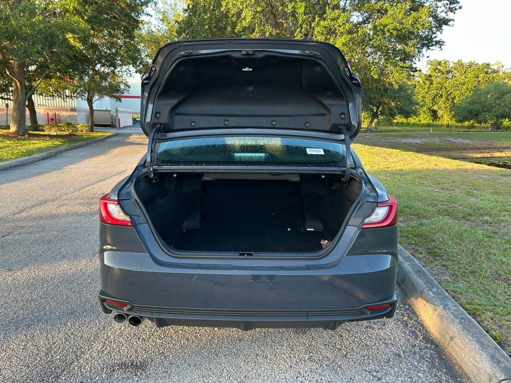 Thumbnail: 2025 Toyota Camry - 10