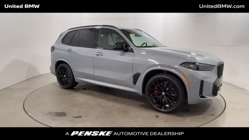 2025 BMW X5 M60i 2