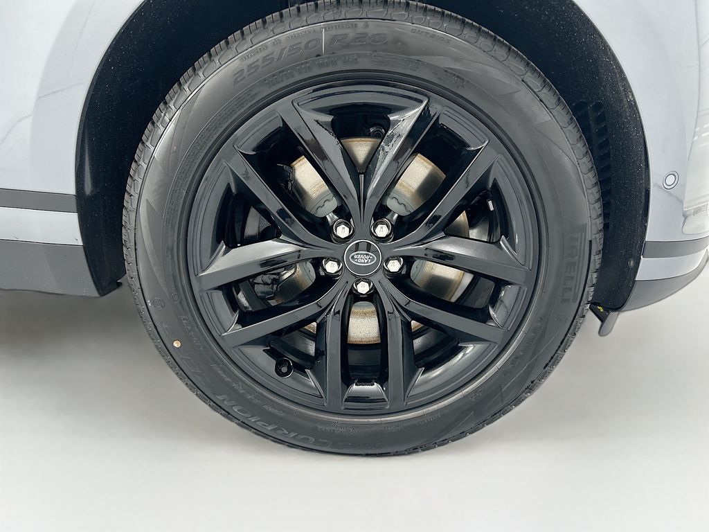 Thumbnail: 2026 Land Rover Range Rover Velar - 31