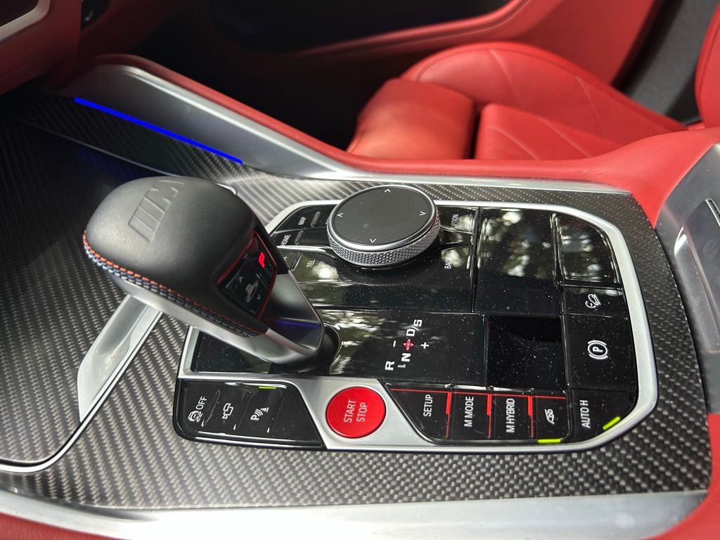 2023 BMW XM  19