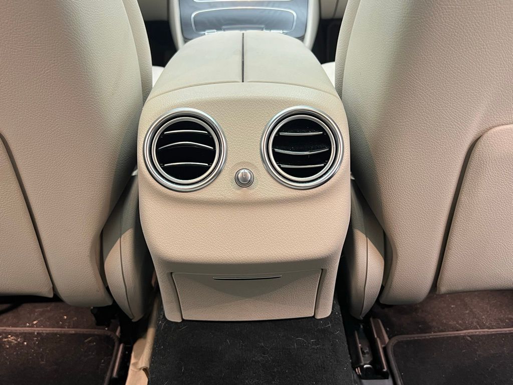 Thumbnail: 2023 Mercedes-Benz E-Class - 9