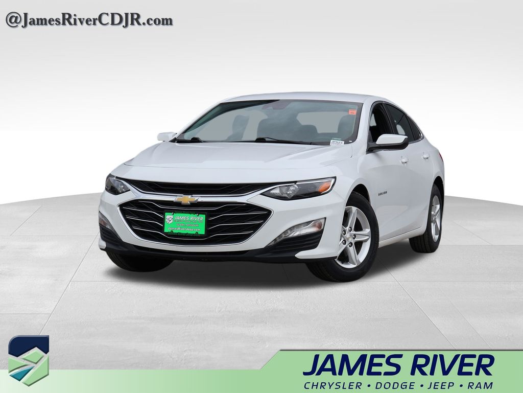 Summit White 2024 Chevrolet Malibu Sedan Front-Wheel Drive Continuously Variable Transmission