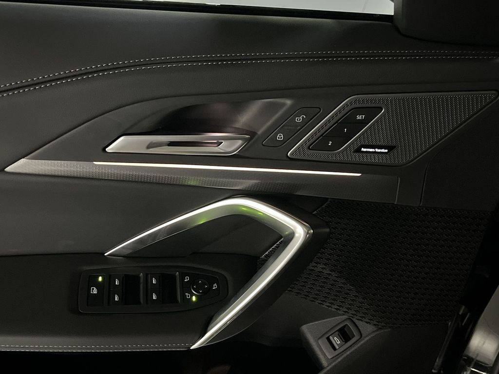 Thumbnail: 2026 BMW X1 - 13