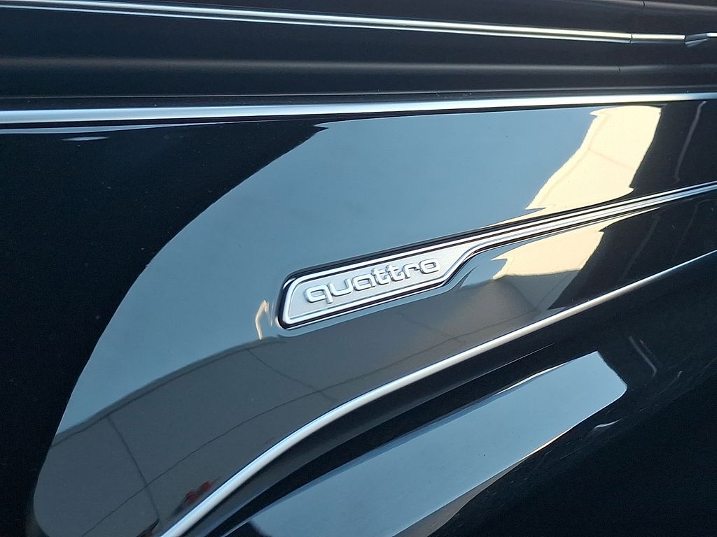 Thumbnail: 2026 Audi Q7 - 19