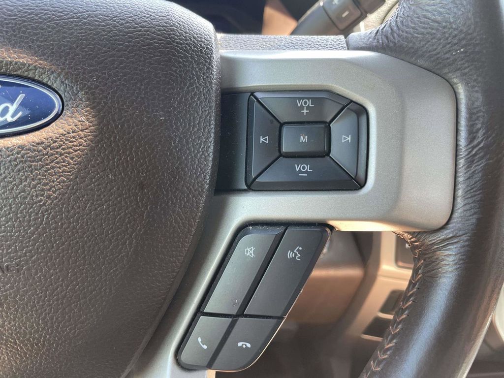 2022 Star White Metallic Tri-Coat Ford Super Duty F-250 SRW King Ranch 4X4 Truck