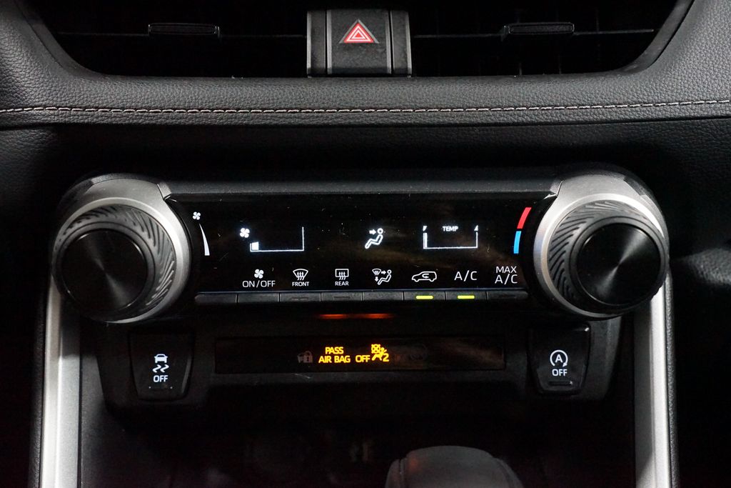 Thumbnail: 2024 Toyota RAV4 - 20