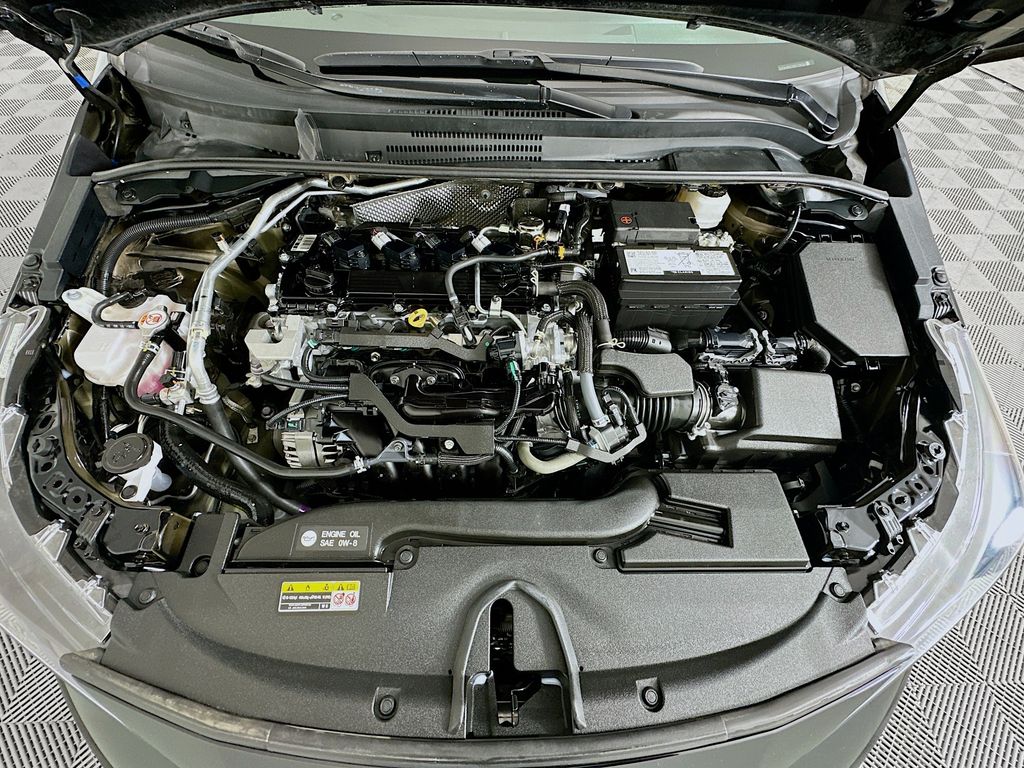 2024 Toyota Corolla LE 28