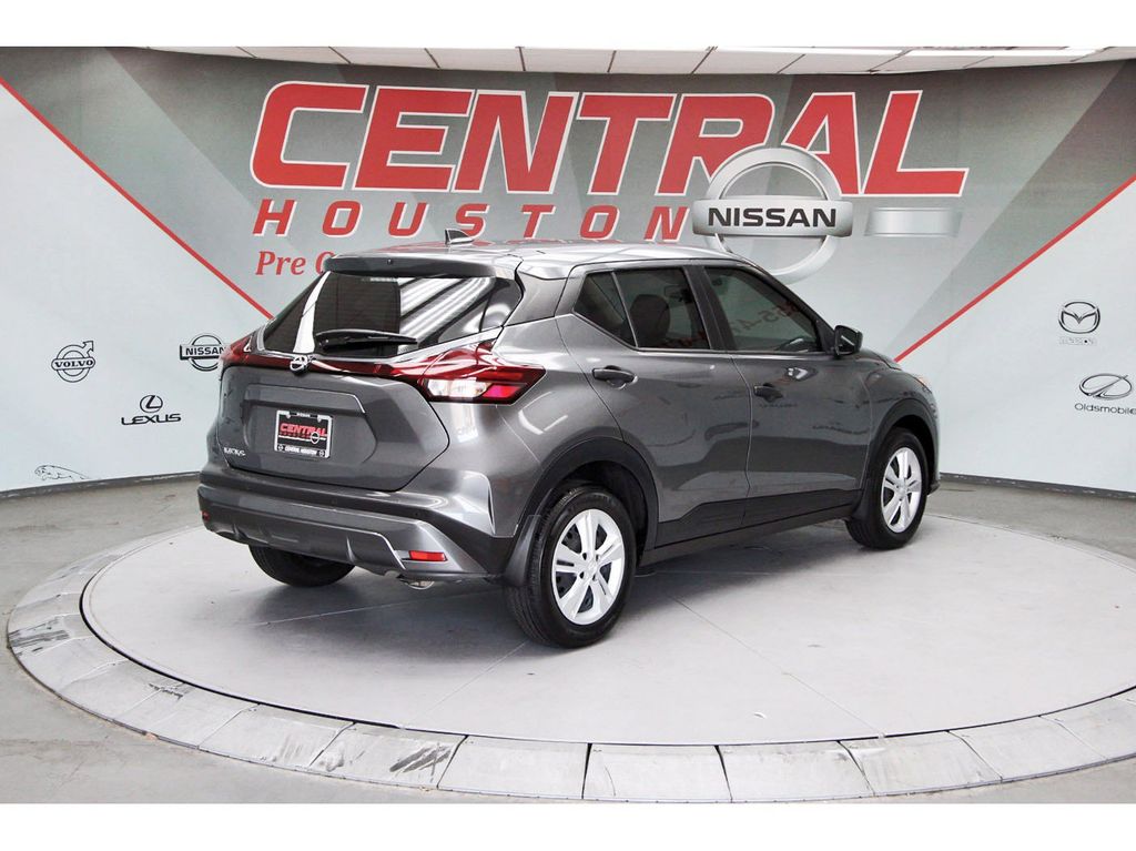 2025 Nissan Kicks Play S Gray at Central Houston Nissan