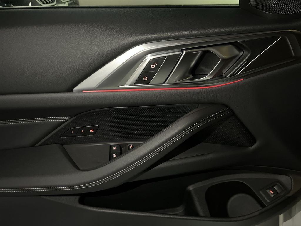 Thumbnail: 2025 BMW 4 Series - 13