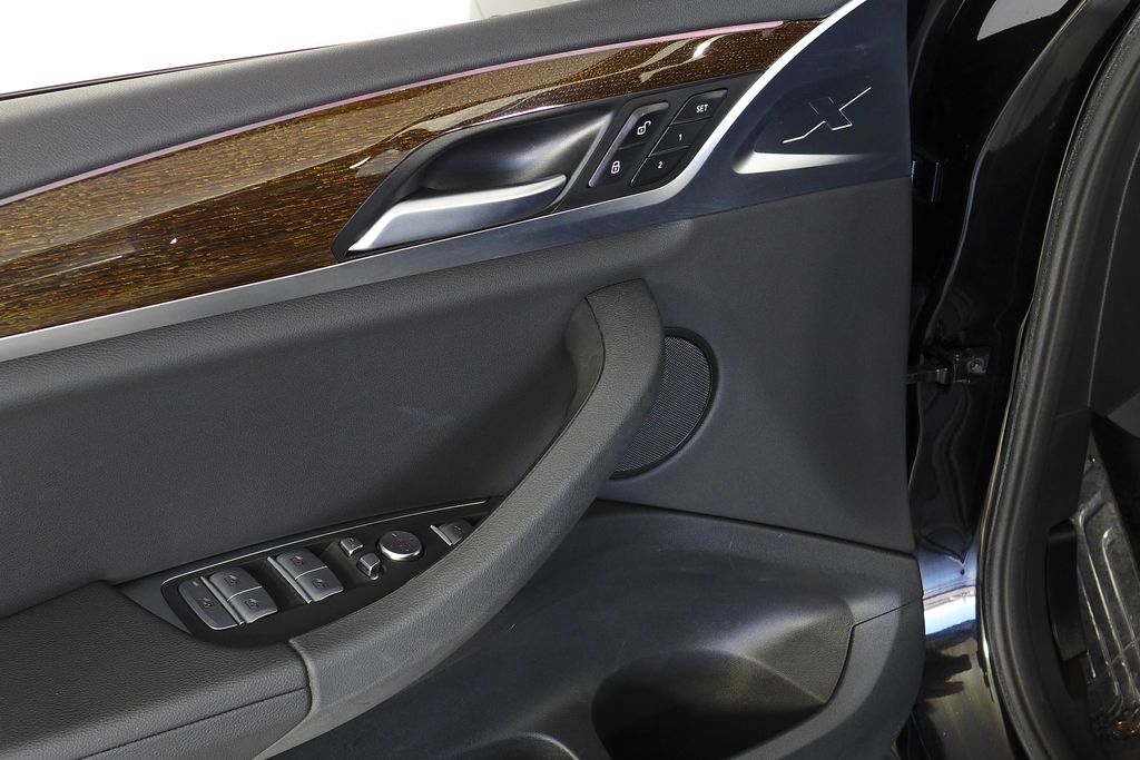 Thumbnail: 2023 BMW X3 - 12