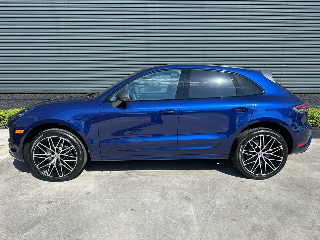 Thumbnail: 2026 Porsche Macan - 2