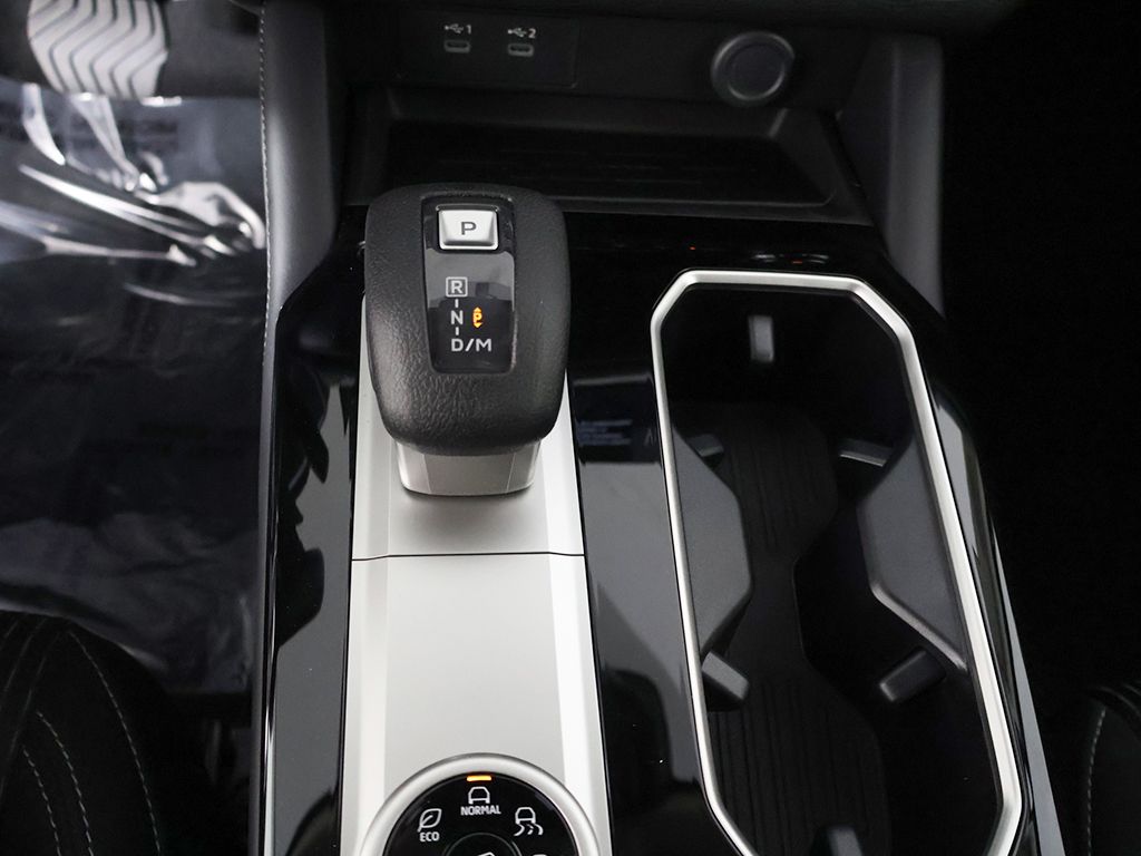 New 2026 Gray Mitsubishi ES image 44