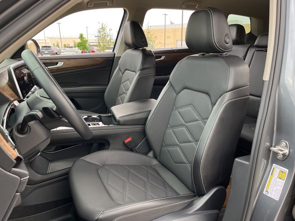 2024 Volkswagen Atlas SE 25